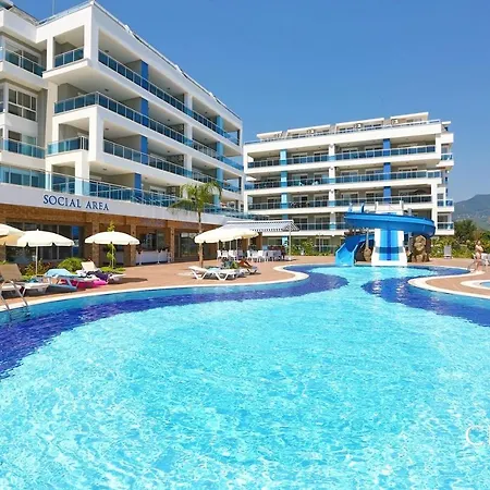 Crystal River Residence Apartmán *